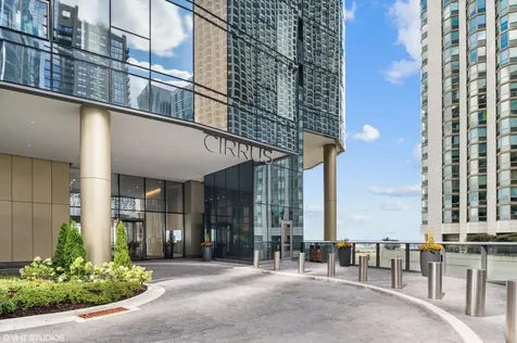 211 North Harbor Drive Chicago IL 60601