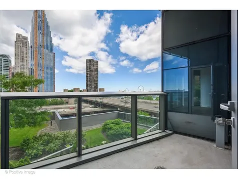 211 North Harbor Drive Chicago IL 60601