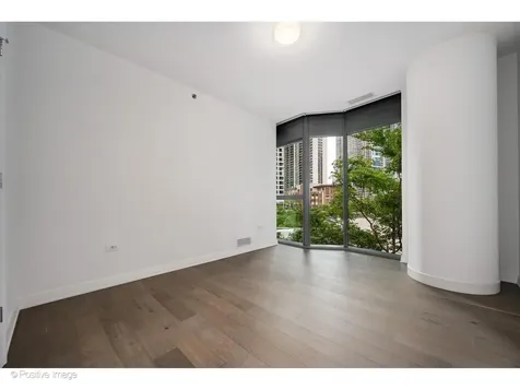 211 North Harbor Drive Chicago IL 60601