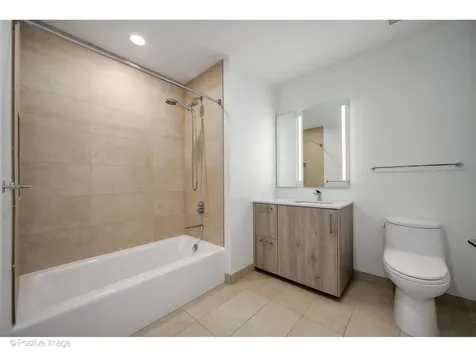 211 North Harbor Drive Chicago IL 60601