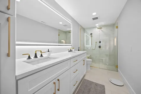 1504 Aberdeen Court Naperville IL 60564