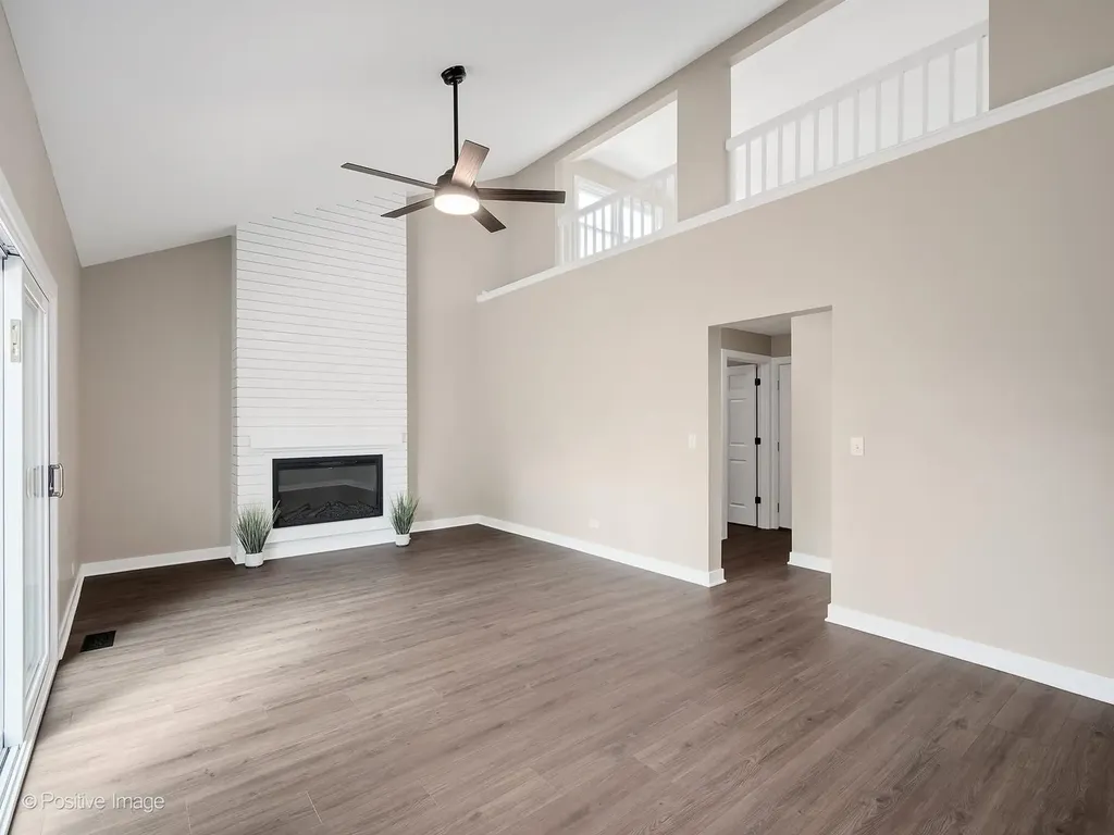 6620 Oak Tree Trail Woodridge IL 60517