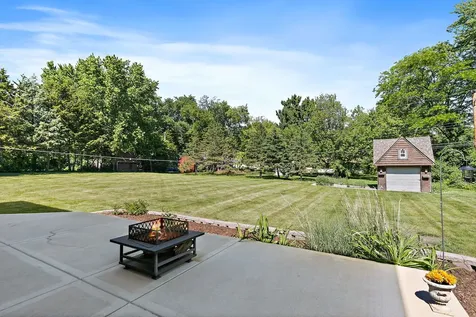 1439 Blackhawk Drive Schaumburg IL 60193