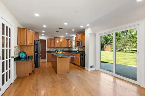 1439 Blackhawk Drive Schaumburg IL 60193