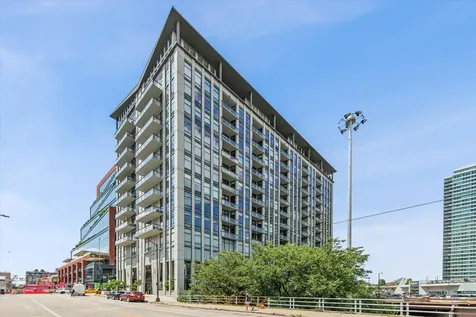 740 West Fulton Street Chicago IL 60661