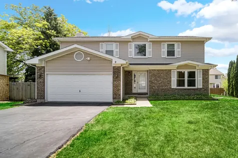 9 Redwood Court Streamwood IL 60107