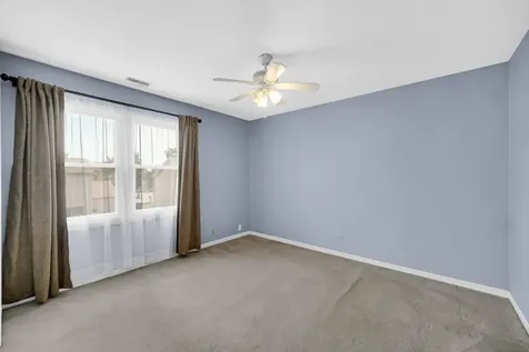 9 Redwood Court Streamwood IL 60107