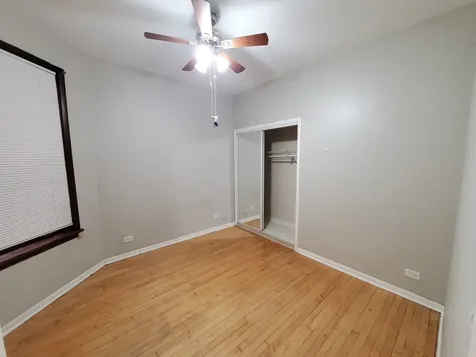 665 West Roscoe Street Chicago IL 60657