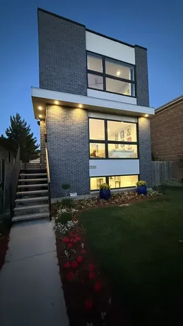 2731 North 75th Avenue Elmwood Park IL 60707