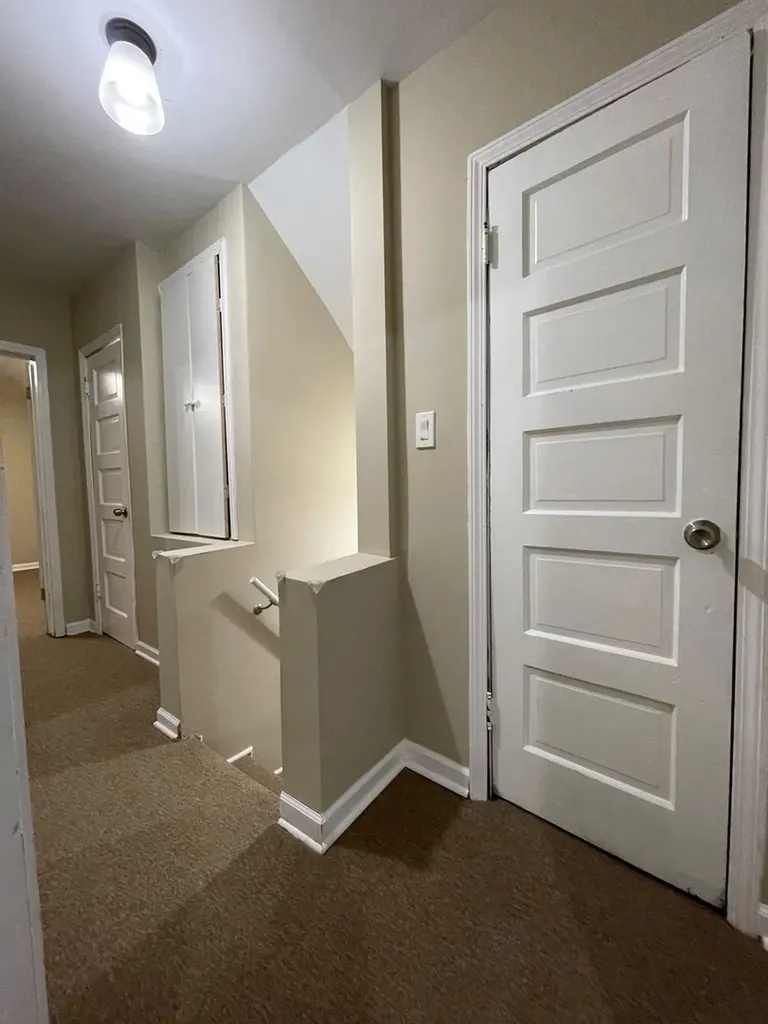 906 West 71st Street Chicago IL 60621