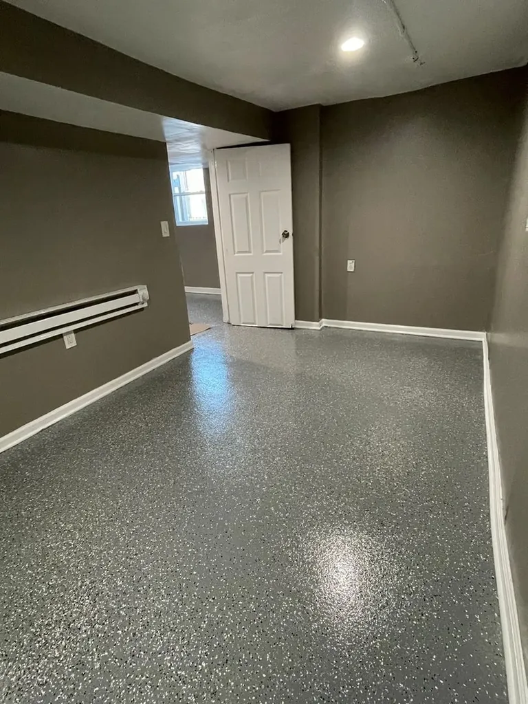 906 West 71st Street Chicago IL 60621