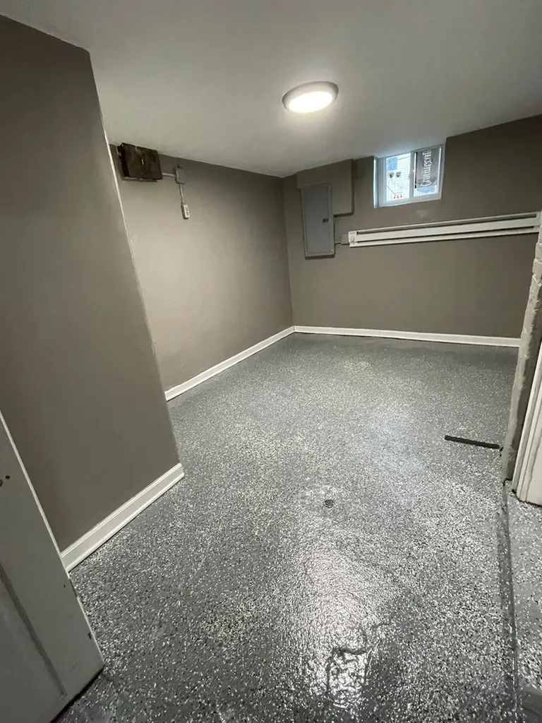 906 West 71st Street Chicago IL 60621