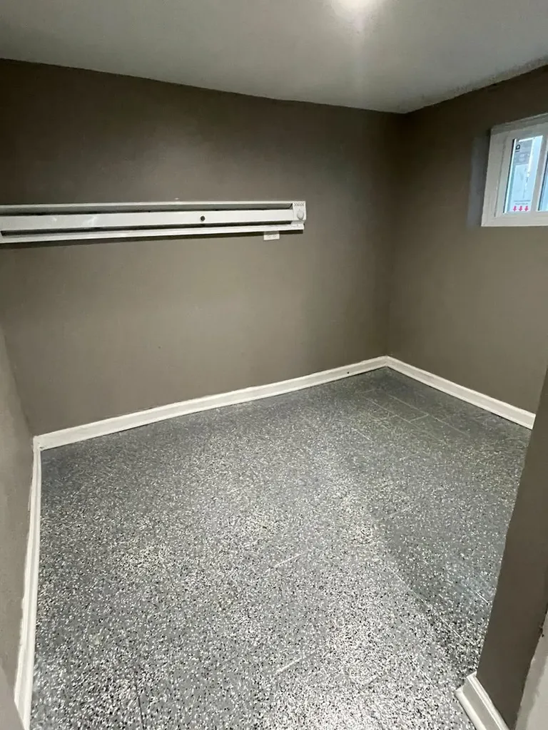 906 West 71st Street Chicago IL 60621
