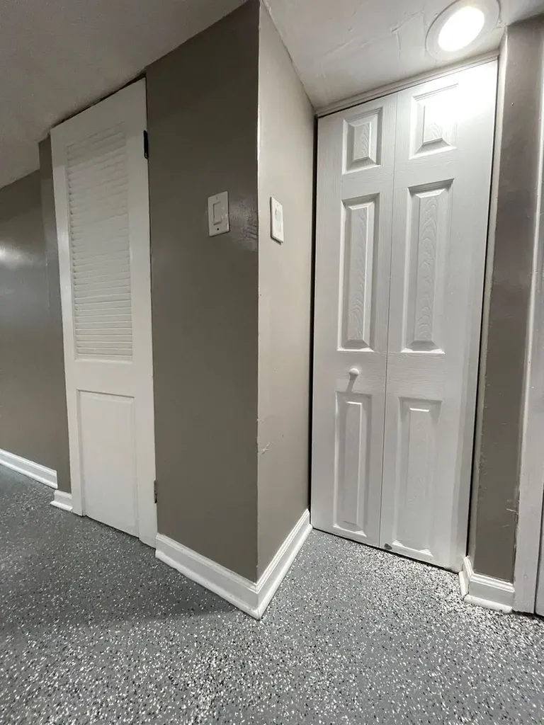 906 West 71st Street Chicago IL 60621