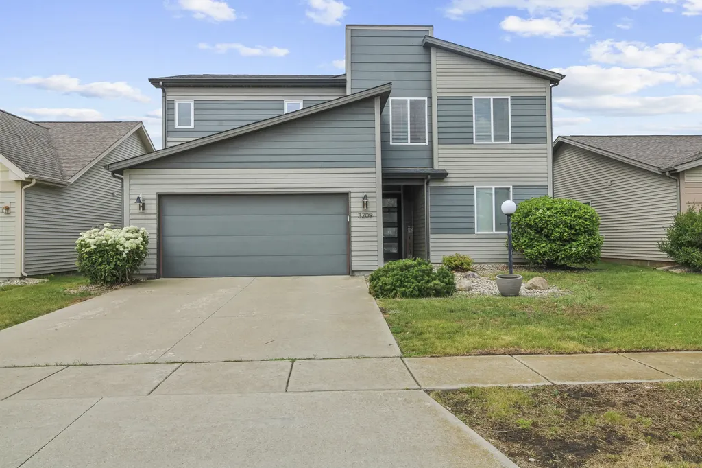 3209 Stanley Lane Champaign IL 61822