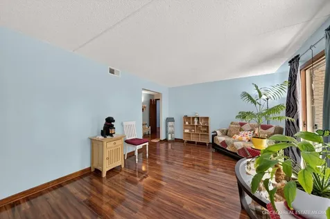 6316 West Montrose Avenue Chicago IL 60634