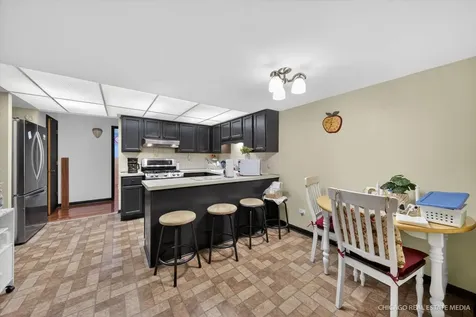 6316 West Montrose Avenue Chicago IL 60634