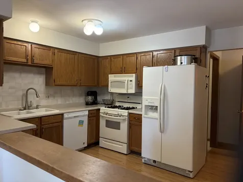 1485 Exeter Lane South Elgin IL 60177