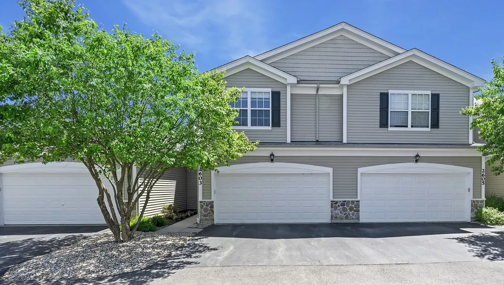 2603 Kendall Crossing Mchenry IL 60051