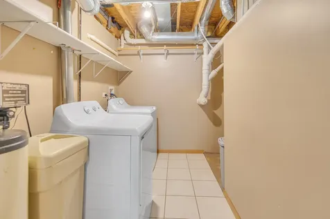 2603 Kendall Crossing Mchenry IL 60051
