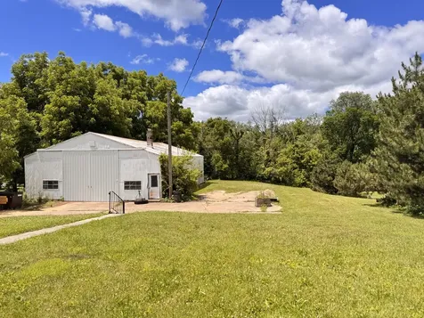 1203 4TH Avenue Dixon IL 61021