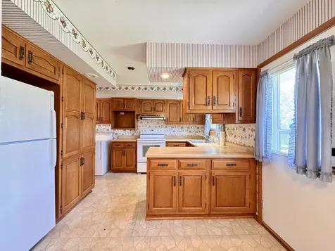 1203 4TH Avenue Dixon IL 61021