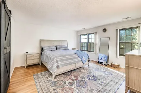 306 Carriage Way Bloomingdale IL 60108