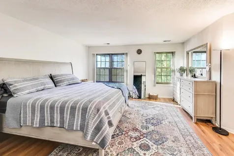 306 Carriage Way Bloomingdale IL 60108
