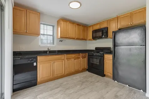 106 Gant Circle Streamwood IL 60107