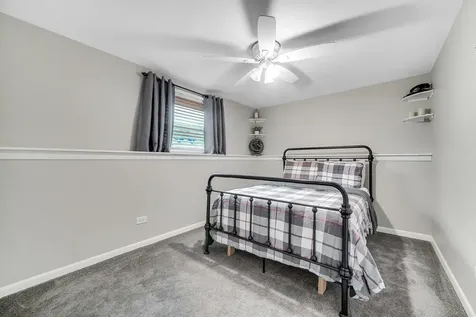 1629 Claremont Drive Darien IL 60561