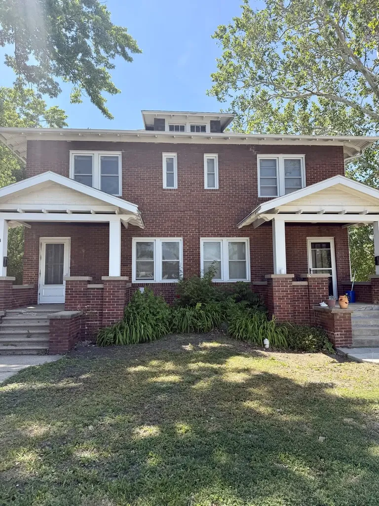 801-803 1ST Avenue Ottawa IL 61350