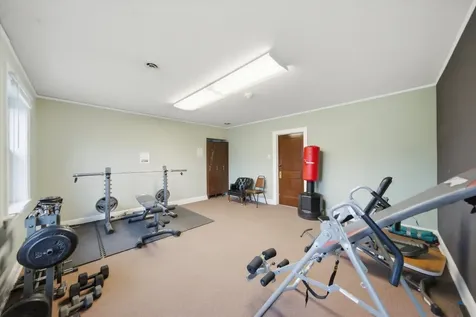 9331 Landings Lane Des Plaines IL 60016