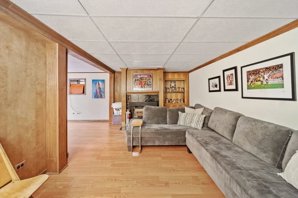 3635 South Union Avenue Chicago IL 60609