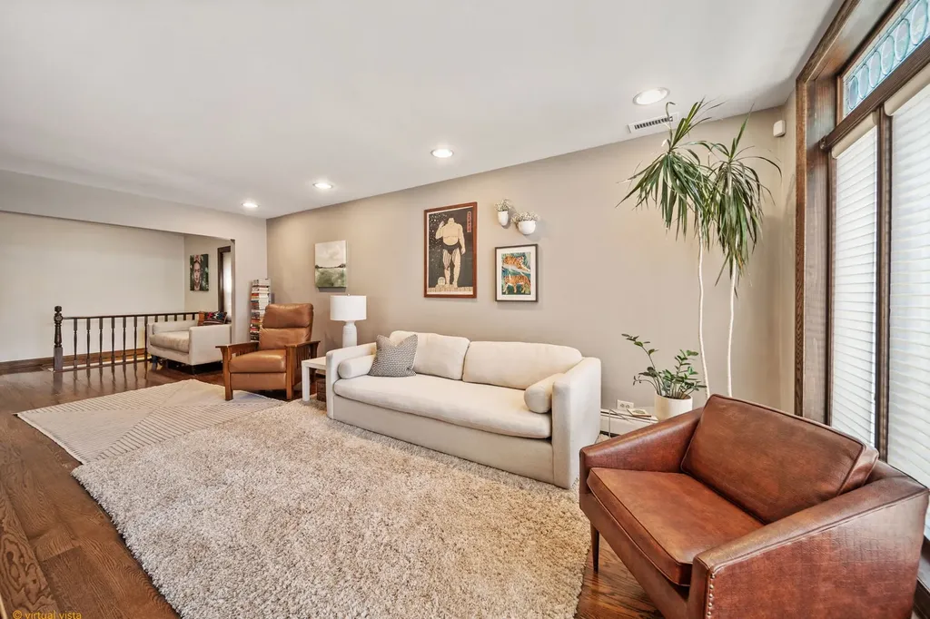 3635 South Union Avenue Chicago IL 60609