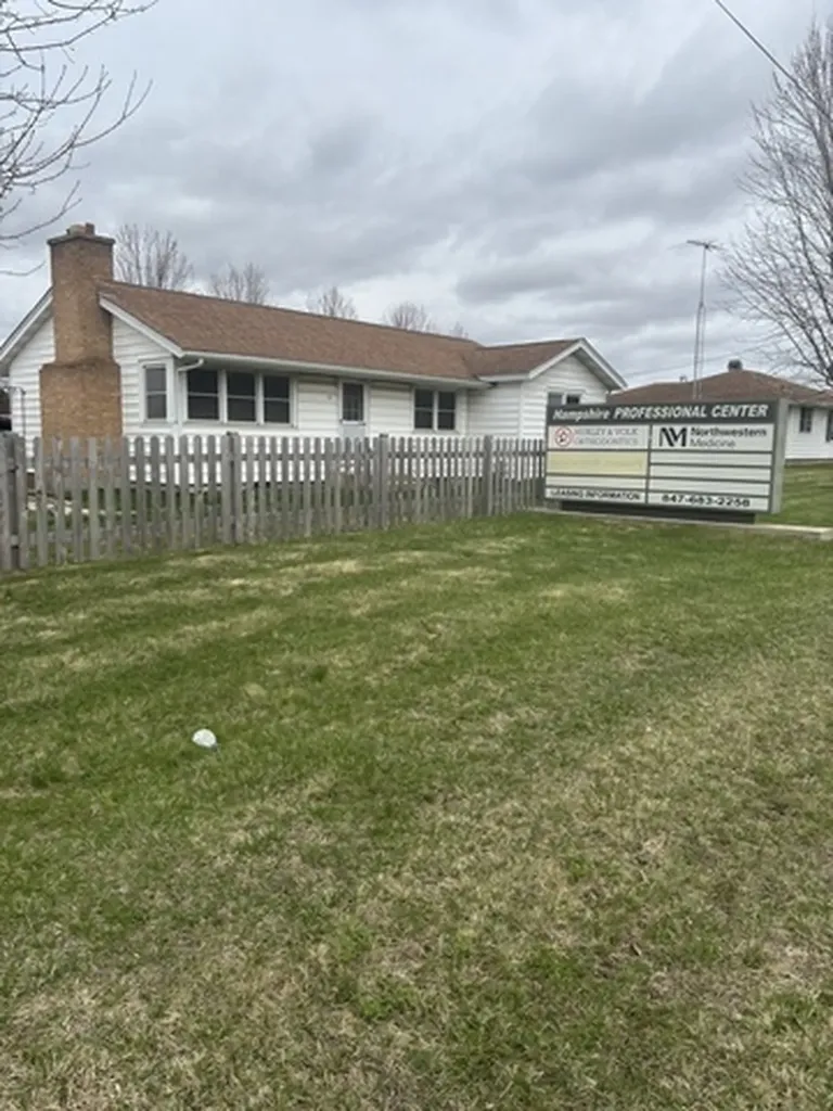 118 East Oak Knoll Drive Hampshire IL 60140