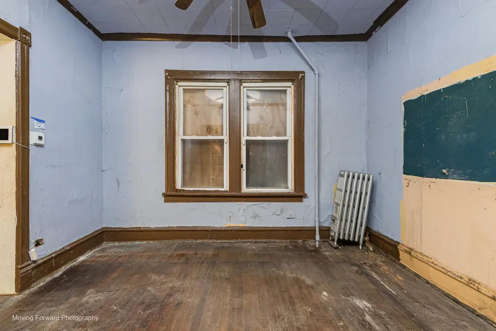 5538 South Perry Avenue Chicago IL 60621