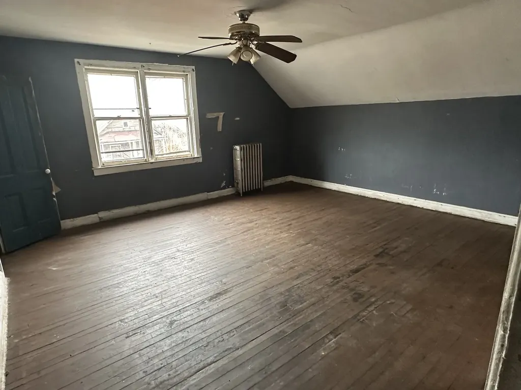5538 South Perry Avenue Chicago IL 60621