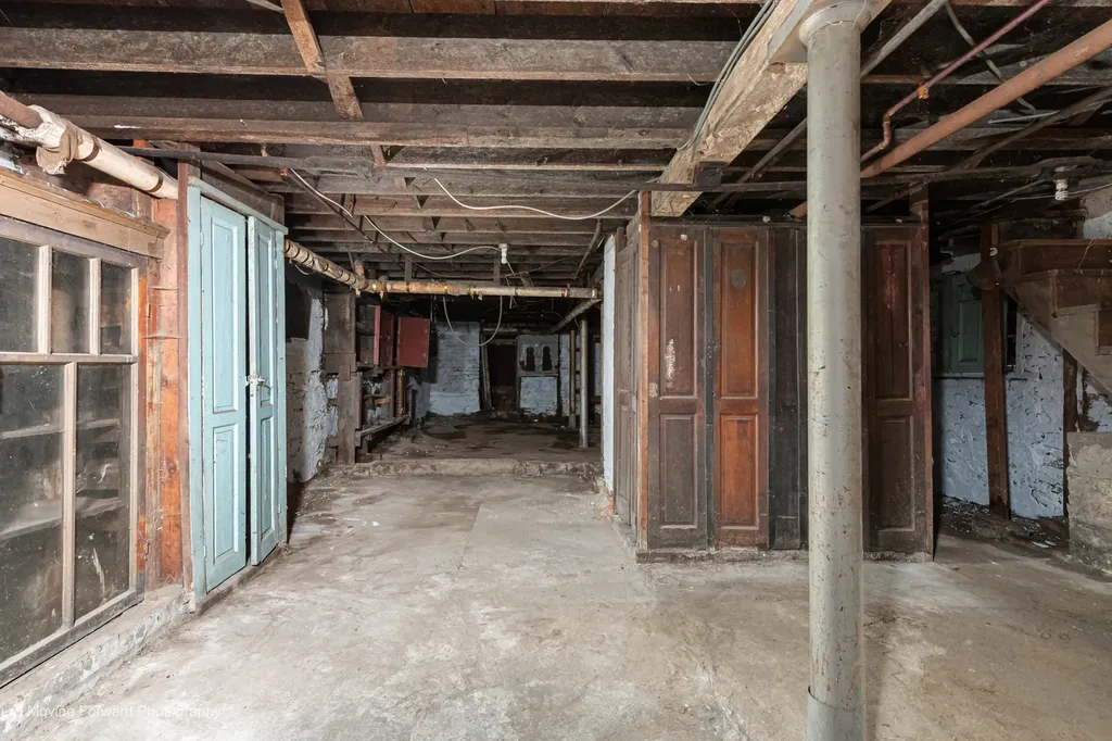 5538 South Perry Avenue Chicago IL 60621
