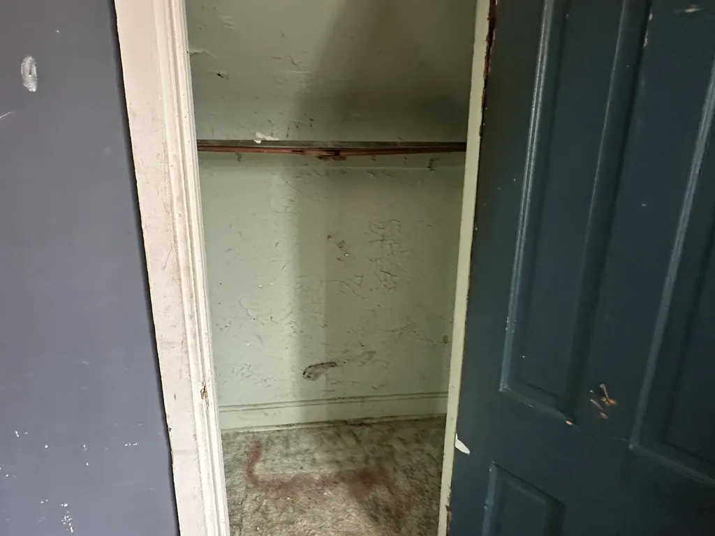 5538 South Perry Avenue Chicago IL 60621