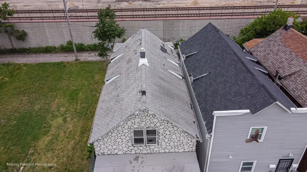 5538 South Perry Avenue Chicago IL 60621