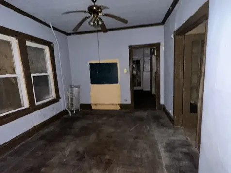 5538 South Perry Avenue Chicago IL 60621