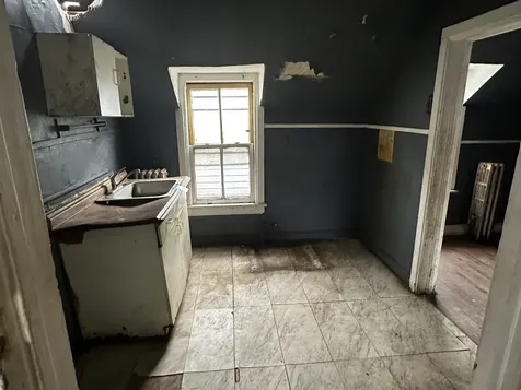 5538 South Perry Avenue Chicago IL 60621