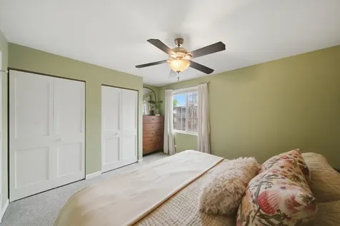 3759 North Kenmore Avenue Chicago IL 60613