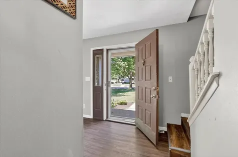 3296 North Trainer Road Rockford IL 61114