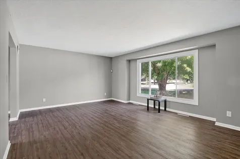 3296 North Trainer Road Rockford IL 61114