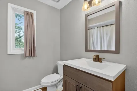 3296 North Trainer Road Rockford IL 61114