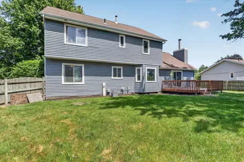 3296 North Trainer Road Rockford IL 61114