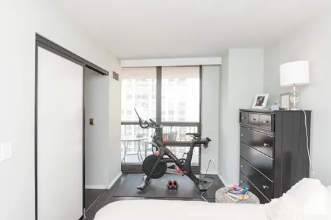 10 East Ontario Street Chicago IL 60611
