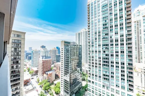 10 East Ontario Street Chicago IL 60611