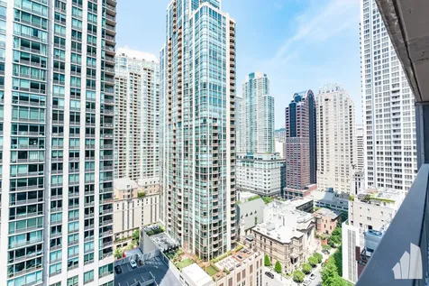 10 East Ontario Street Chicago IL 60611
